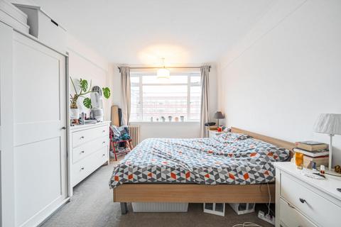 2 bedroom flat for sale, Balham High Road, Balham