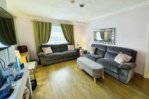 2 bedroom flat for sale, Duntocher Road, Clydebank G81