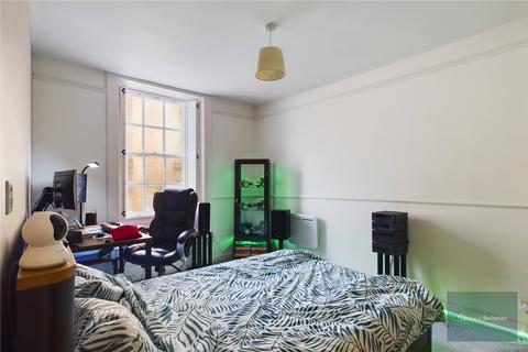 Flat 2, 3 Bull Pit, Bradford-on-avon, BA15 1NB