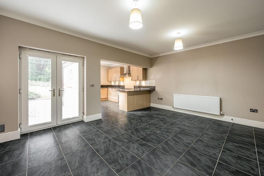 Kitchen Dining Room 1