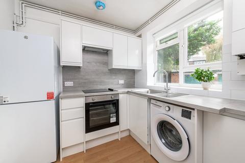 1 bedroom flat to rent, London SW4