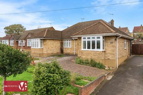 3 bedroom bungalow for sale, Western Road, Waltham Abbey EN9