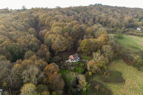 3 bedroom cottage for sale, Rumbow Lane, Romsley