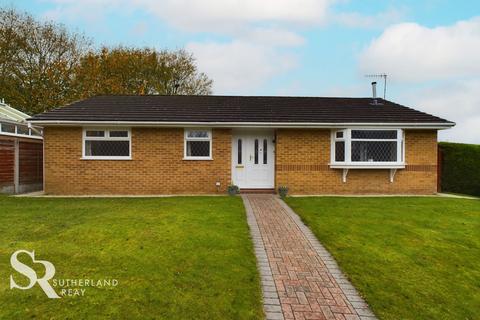 3 bedroom detached house for sale, Brookside Road, Chapel-En-Le-Frith, SK23