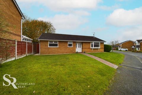 3 bedroom detached house for sale, Brookside Road, Chapel-En-Le-Frith, SK23