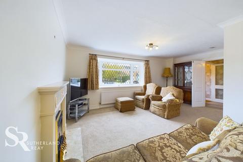 26 Brookside Road, Chapel En Le Frith, High Peak, SK23 0NE
