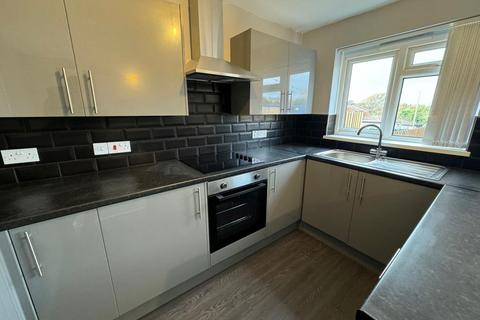 3 bedroom terraced house to rent, 4 Rowan Close,Gorseinon,Swansea