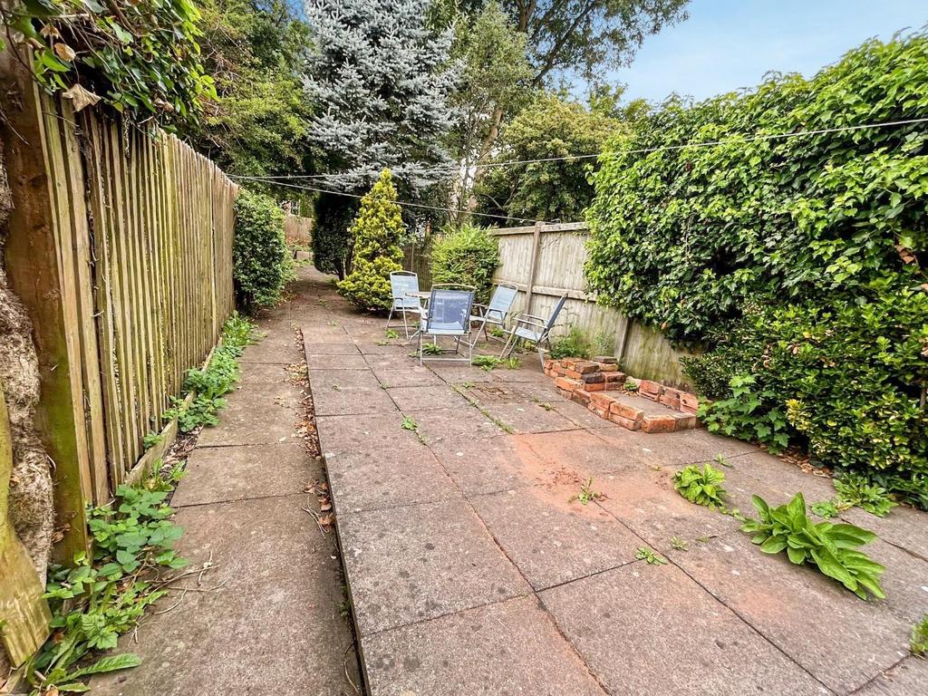 Rear Garden 1.jpg