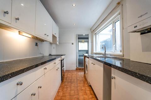 37 Donnington Street, Grimsby, DN32 9EN