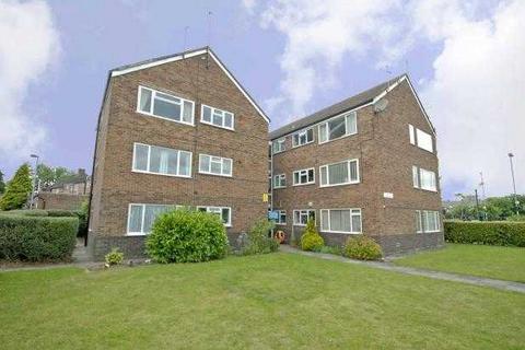 2 bedroom apartment to rent, Station Parade, Denham Green