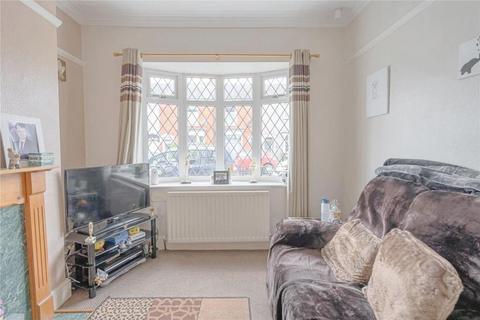 3 bedroom terraced house for sale, Roberts Street, Grimsby, N.E. Lincs, DN32 8AX