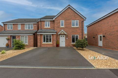 4 bedroom detached house for sale, Morrow Way, Wollaston, Stourbridge