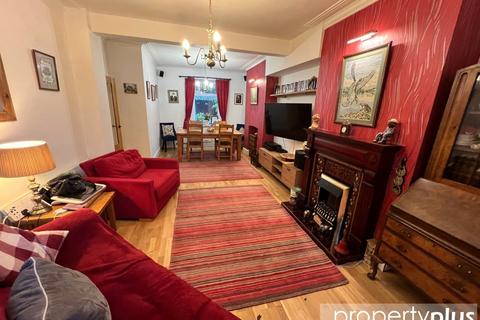 14 Castleton Avenue, Treherbert, Treorchy, CF42 5SS