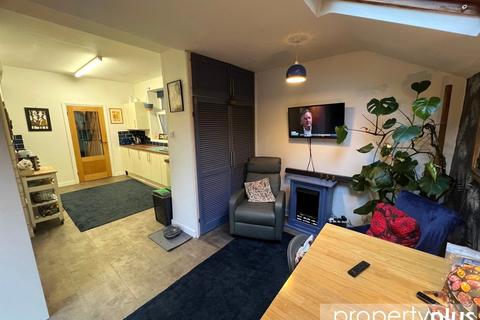 14 Castleton Avenue, Treherbert, Treorchy, CF42 5SS
