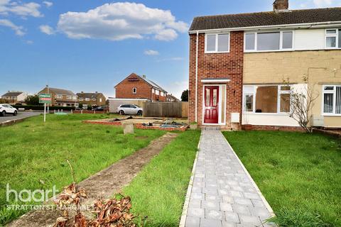 3 bedroom end of terrace house for sale, Blakeney Avenue, Swindon