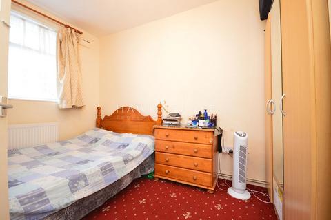 2 bedroom flat to rent, Devas Street, London, Greater London. E3