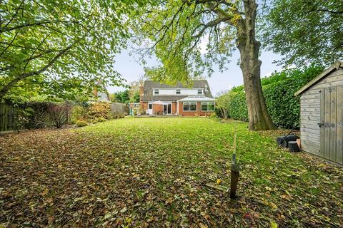 4 bedroom detached house for sale, Ecchinswell,  Hampshire,  RG20