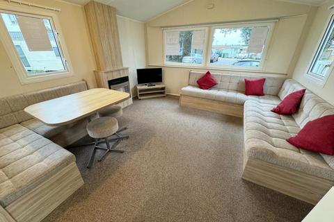 2 bedroom static caravan for sale, Solent Breezes Holiday Park