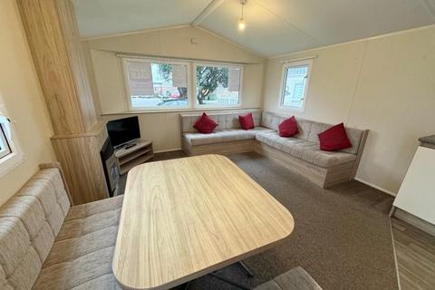 2 bedroom static caravan for sale, Solent Breezes Holiday Park