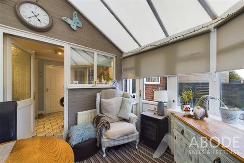 4 Epsom Close, Cheadle, Stoke-on-trent, ST10 1TG
