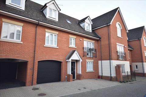 4 bedroom house for sale, Goodier Road, Chelmsford