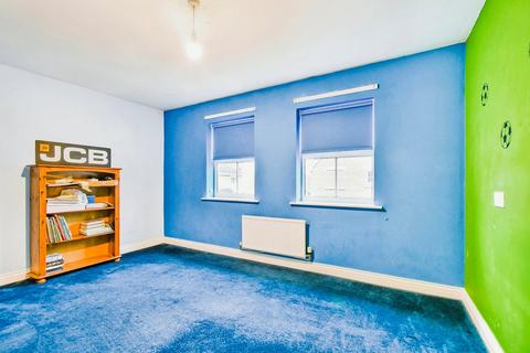 33 Abbots Court, Selby, YO8 8BF