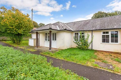 2 bedroom bungalow for sale, New Town Road, Storrington, Pulborough, West Sussex, RH20