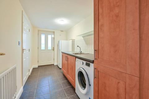 4 bedroom house to rent, Macfarland Grove, Peckham, London, SE15