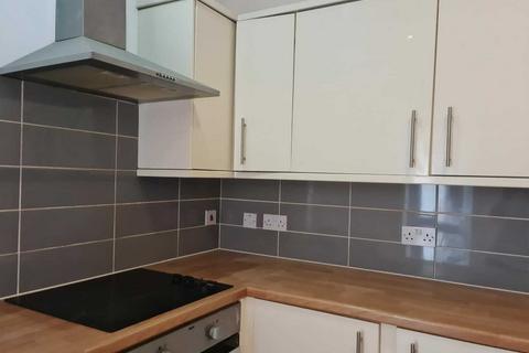 undefined, 4 Bed Student Flat in Charminster