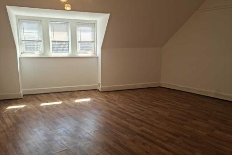 undefined, 4 Bed Student Flat in Charminster