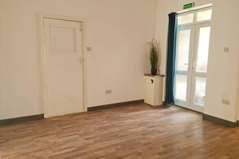 undefined, 4 Bed Student Flat in Charminster