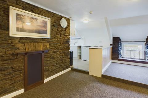 29 Fore Street, Callington, PL17 7AD