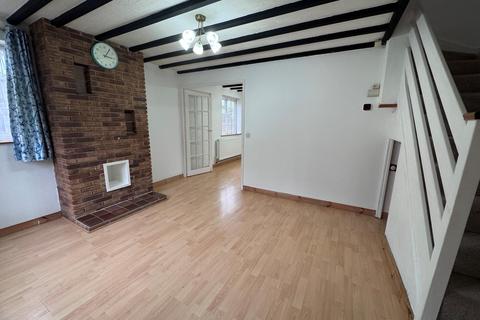 3 bedroom semi-detached house to rent, Francis Drive, Loughborough LE11