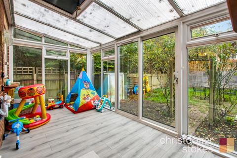 36 Mortimer Gate, Cheshunt, Waltham Cross, EN8 0XG