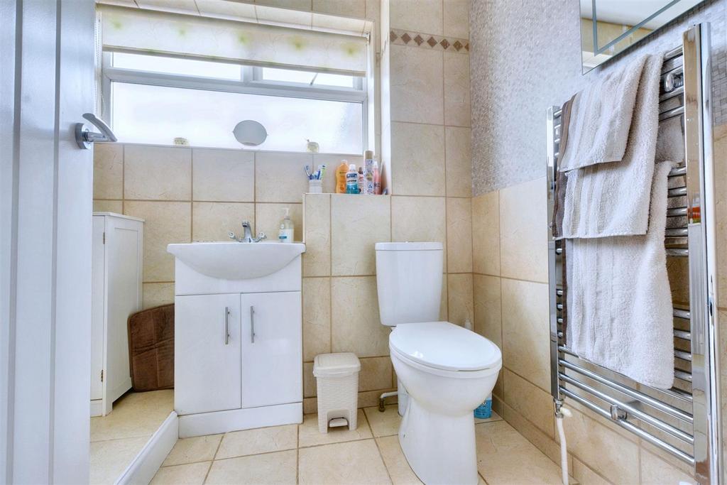 Family shower room