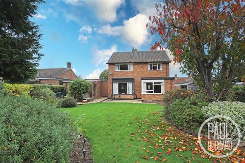 3 bedroom detached house for sale, Borrow Road, Oulton Broad, NR32