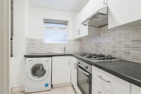 3 bedroom flat to rent, Anson Road, Willesden Green