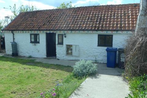 3 bedroom cottage to rent, Beeches Road, West Row, Suffolk, IP28