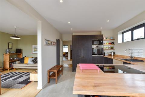 3 bedroom chalet for sale, Midway Road, Woodingdean, Brighton, East Sussex