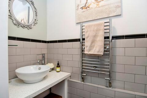 50 Alexandra Road, St Austell, PL25 4QN