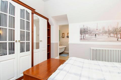 50 Alexandra Road, St Austell, PL25 4QN