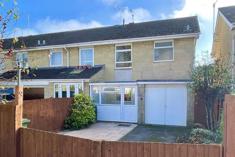 3 bedroom end of terrace house for sale, Abbey Grounds, Cirencester