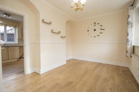 3 bedroom semi-detached house to rent, Kepier Crescent, Durham