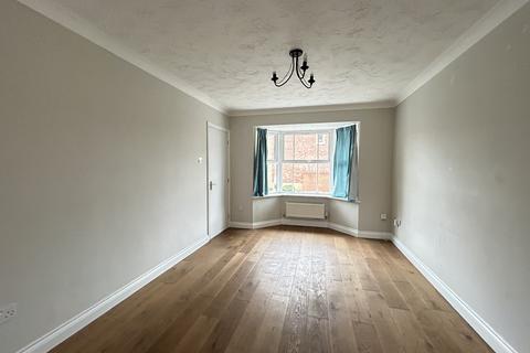 3 bedroom detached house to rent, Henley Way, Ely