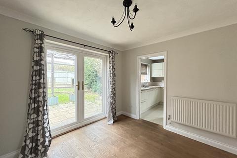 3 bedroom detached house to rent, Henley Way, Ely
