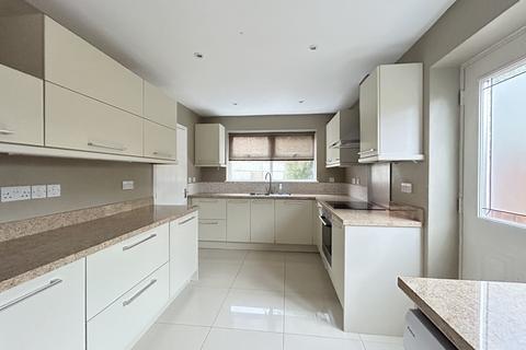 3 bedroom detached house to rent, Henley Way, Ely