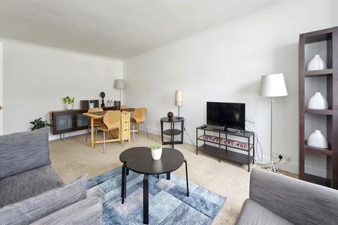 2 bedroom flat for sale, Lexham Gardens, London, W8