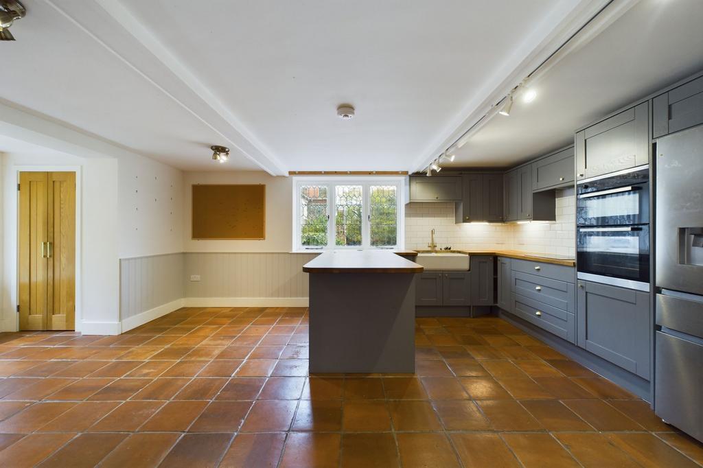 Kitchen/Breakfast Room