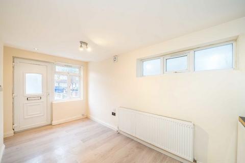 1 bedroom flat to rent, Boston Gardens, London W7