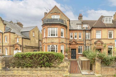 2 bedroom flat for sale, Killieser Avenue, London SW2